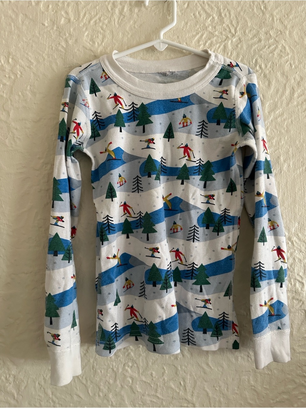 Hanna Andersson Kids Snow Skiing Print Long Sleeve Shirt Pajama Top 8